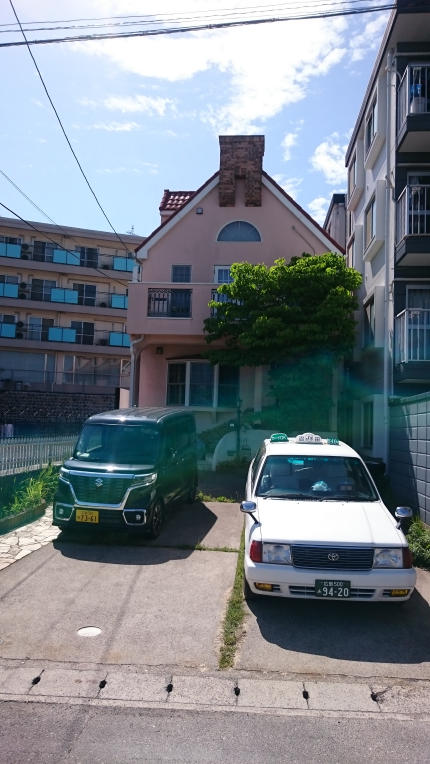 西区 構造:木造土地面積:180.74平米 ( 54.67坪 ) 建物面積:125.56平米 ( 37.98坪 )