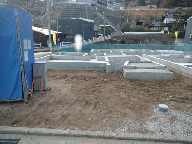 安佐南区 構造:木造土地面積:124.73平米 ( 37.73坪 ) 建物面積:102.26平米 ( 30.93坪 )
