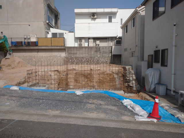 西区 構造:木造土地面積:108.9平米 ( 32.94坪 ) 建物面積:94.77平米 ( 28.66坪 )