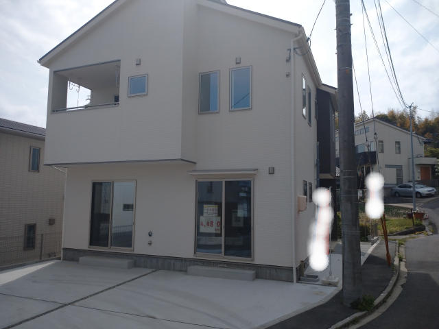 西区 構造:木造土地面積:133.07平米 ( 40.25坪 ) 建物面積:105.11平米 ( 31.79坪 )
