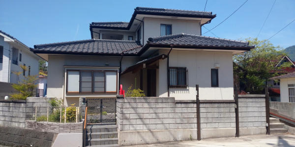 佐伯区 構造:木造土地面積:290.94平米 ( 88坪 ) 建物面積:123.38平米 ( 37.32坪 )